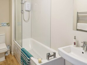 Towels - 2 bedroom accommodation in Criccieth near Porthmadog (Criccieth near Porthmadog)