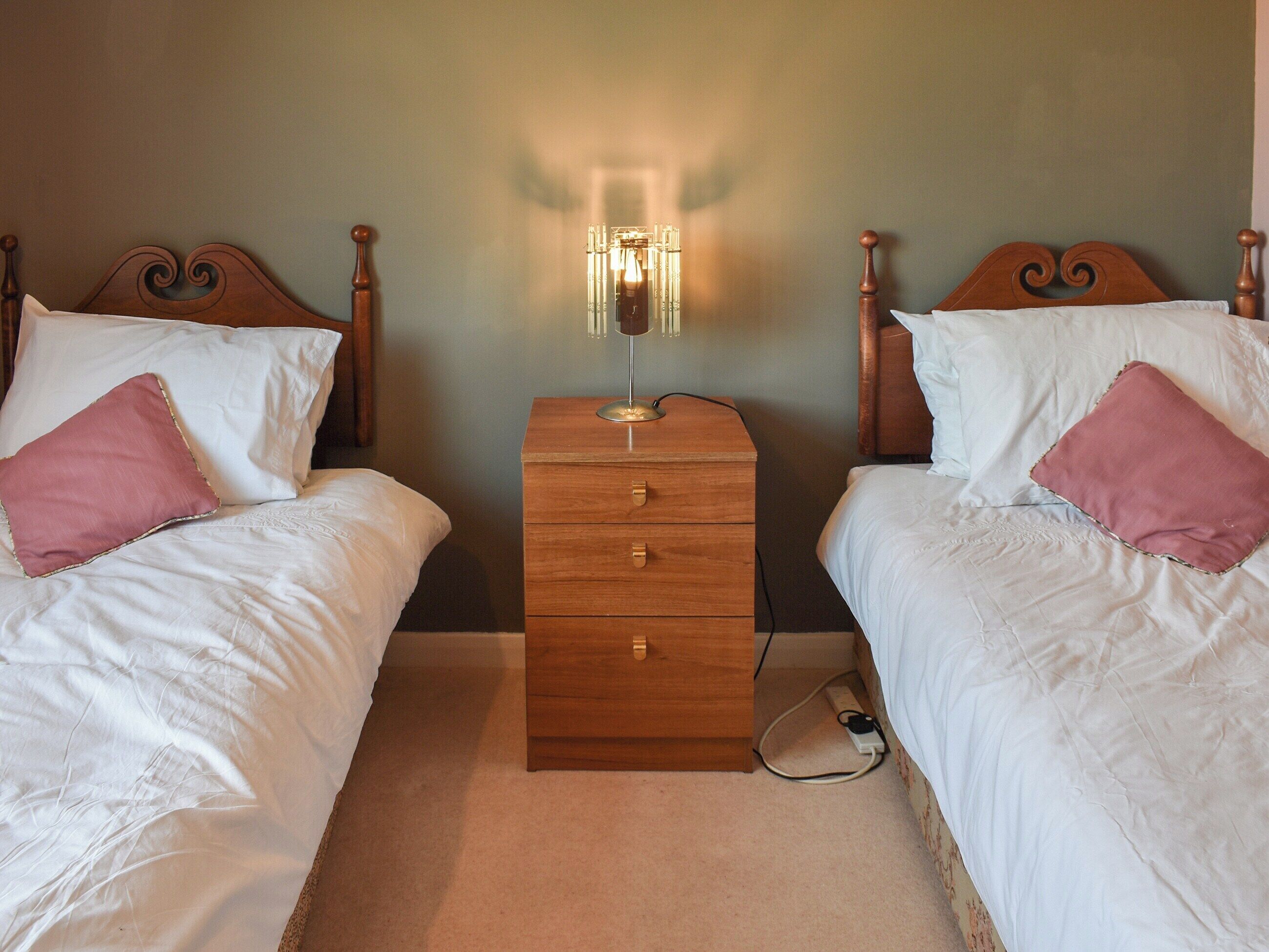 2 bedrooms, free WiFi, bed sheets, wheelchair access