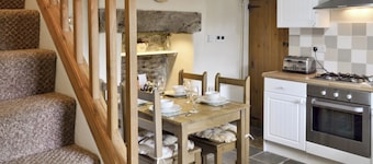 Close to the village centre with many walks and cycle routes from the doorstep.