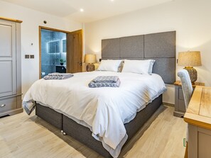 2 habitaciones, wifi gratis y ropa de cama