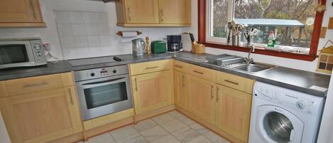 Dishwasher, high chair