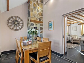 تناول الطعام