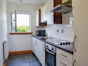 Dishwasher, cookware/dishes/utensils