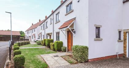 Hollies Cottage 8 - UKC4518