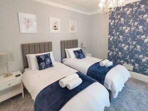2 bedrooms, free WiFi, bed sheets - 2 bedroom accommodation in Chester le Street (Chester le Street)