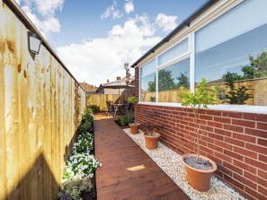 Terrace/patio - 2 bedroom accommodation in Chester le Street (Chester le Street)