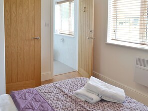 3 chambres, Wi-Fi gratuit, draps fournis