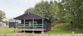 3 bedroom accommodation in Blacknest, near Alton