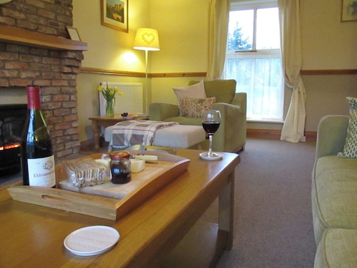 1 bedroom accommodation in Weldon Bridge, near Rothbury