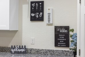 Imagen sin descripción, 4 de 44, botón