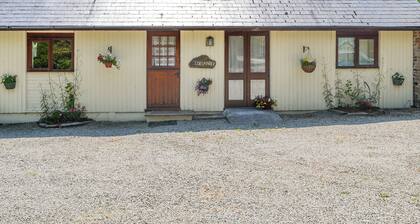 3 bedroom accommodation in Dunterton, near Tavistock