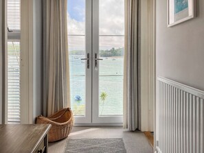 Interior - 1 bedroom accommodation in Salcombe (Salcombe)