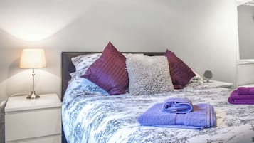 1 bedroom, free WiFi, bed sheets