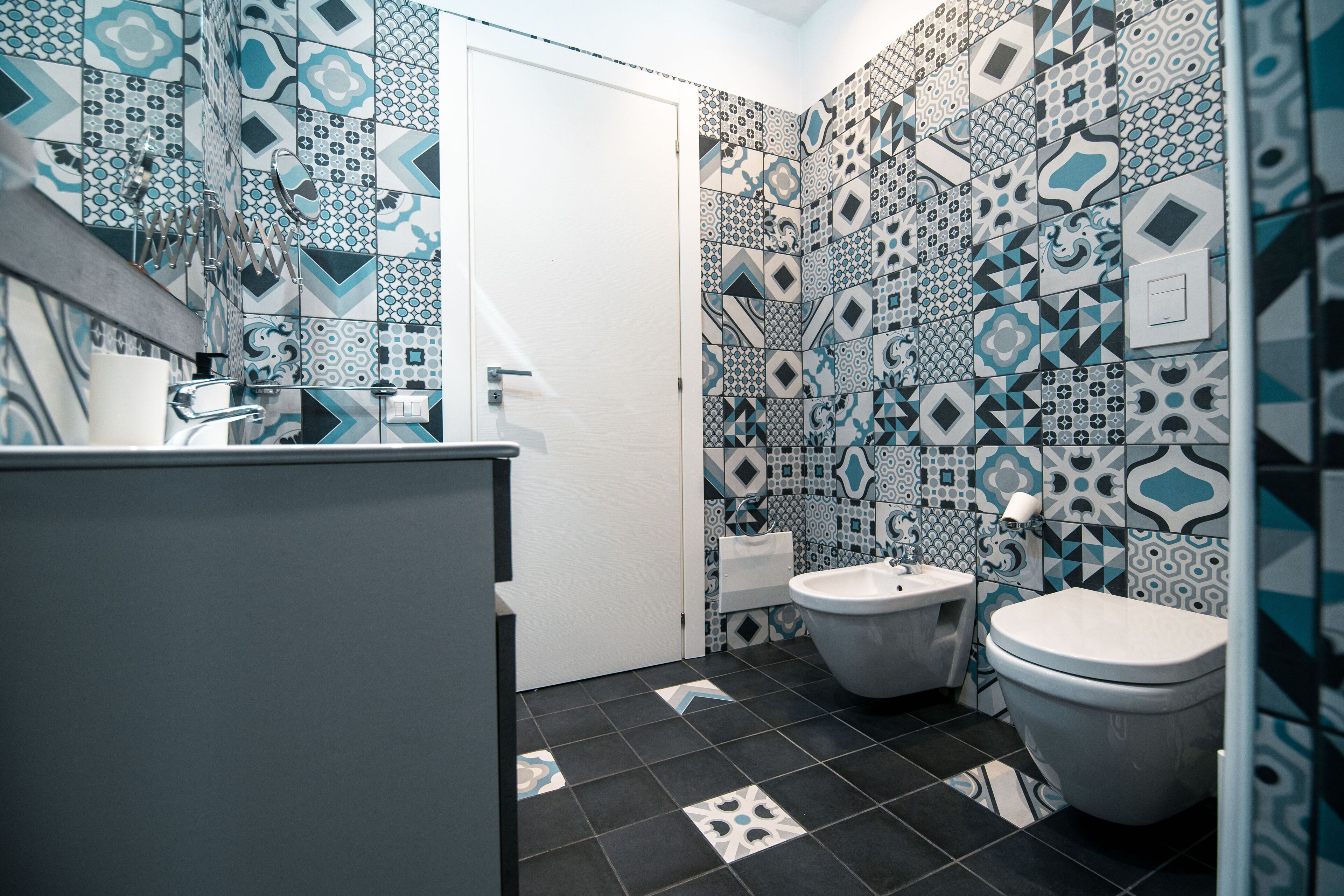 Foto - HUB FERROVIARIO - 12 Posti Letto per il Tuo Gruppo a Napoli con Wifi e Netflix