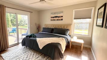 3 bedrooms, travel crib, free WiFi, bed sheets