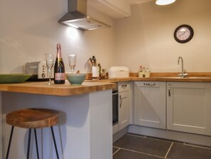 Dishwasher - 1 bedroom accommodation in Mudford, near Yeovil (Mudford, near Yeovil)