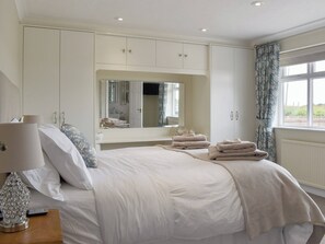 3 chambres, Wi-Fi gratuit, draps fournis