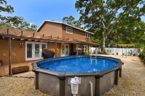 Outdoor pool - Private Two Story Corner Home + Pool + Game Room (Tampa)