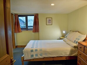 3 bedrooms, free WiFi, bed sheets - 3 bedroom accommodation in Dunterton, near Tavistock (Dunterton, near Tavistock)