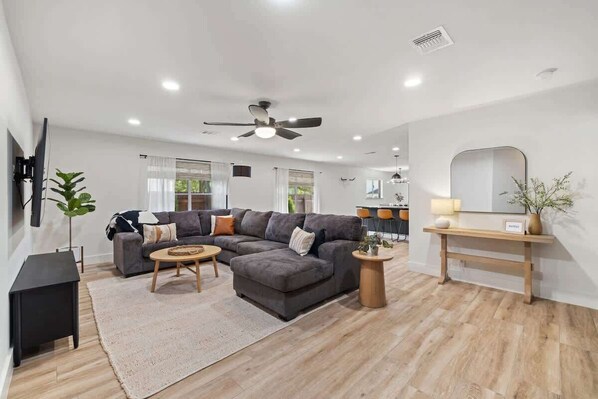 Älytelevisio, pöytätennispöytä