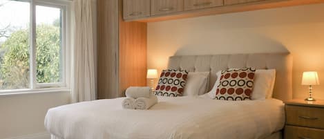 4 chambres, Wi-Fi gratuit, draps fournis