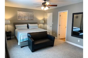3 bedrooms, travel crib, WiFi