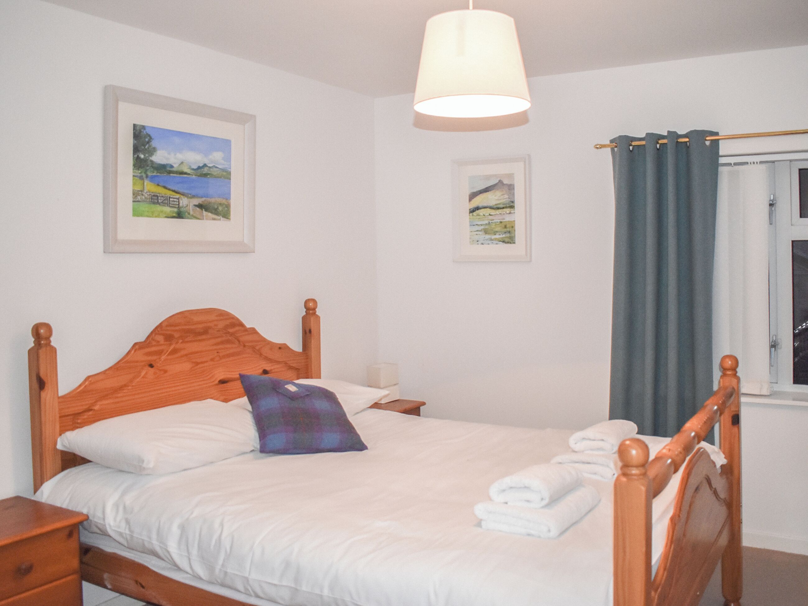 3 bedrooms, free WiFi, bed sheets