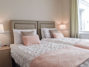 3 bedrooms, free WiFi, bed sheets