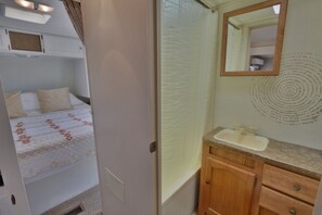 1 habitación, wifi y ropa de cama 