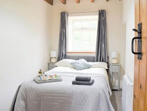 2 chambres, Wi-Fi gratuit, draps fournis
