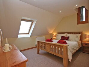 3 Schlafzimmer, Reisekinderbett, kostenloses WLAN, Bettwäsche