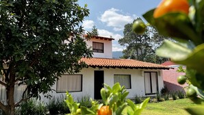 Front of property - Casa Lunah Avandaro (Valle de Bravo)
