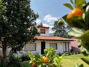 Front of property - Casa Lunah Avandaro (Valle de Bravo)