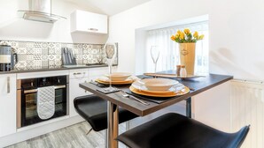 Unclassified image, 4 of 16, button - 1 bedroom accommodation in Cheddar (Cheddar)