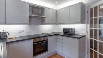 Microwave, oven, dishwasher