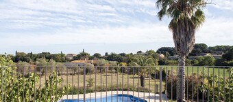 Costa Brava Apartment, Casa Empordà, private pool, barbecue, beaches