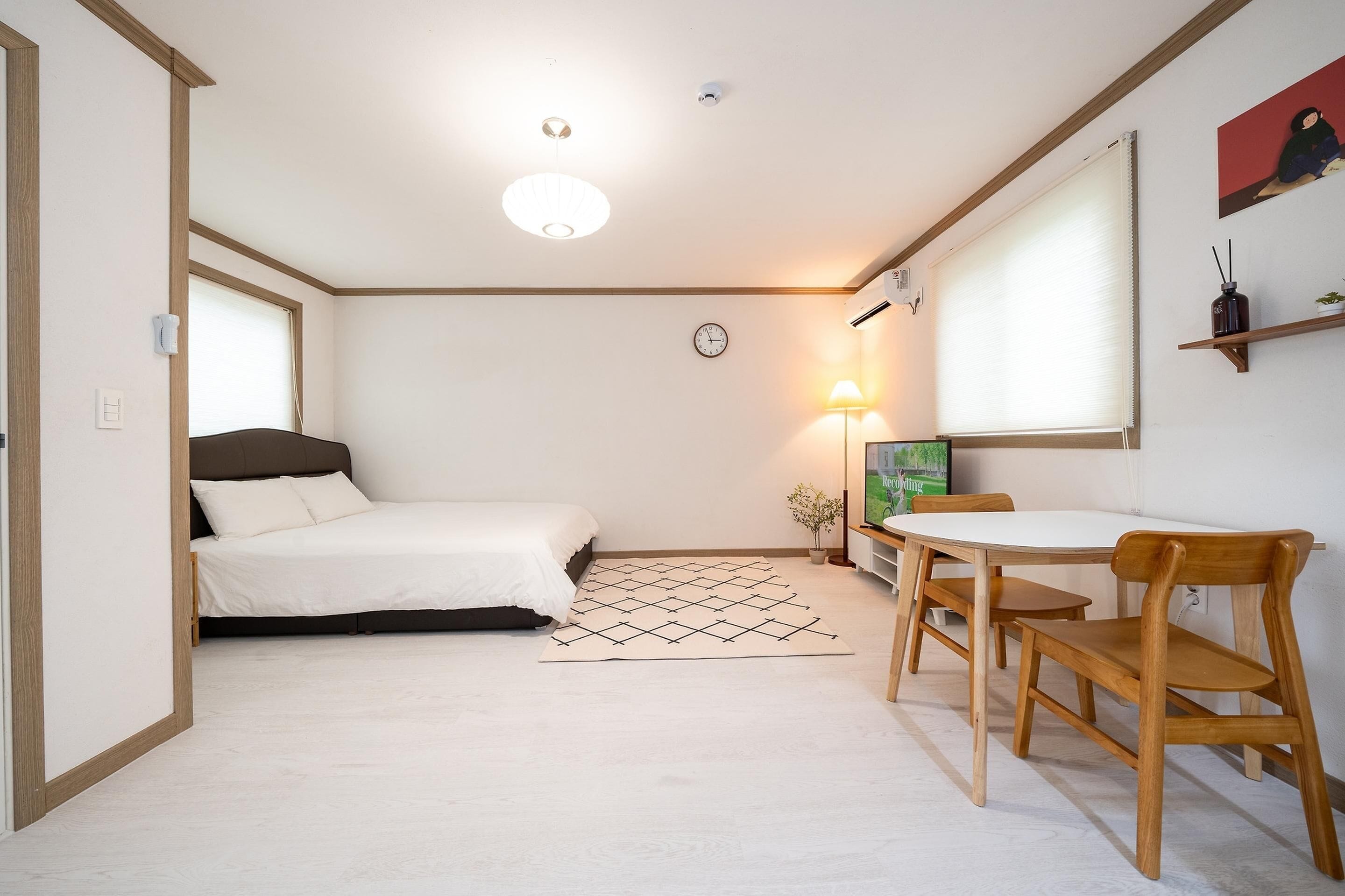 Quarto básico, 1 quarto (101) | 1 quarto, Wi-Fi de cortesia