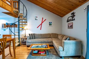 Fireplace, DVD player