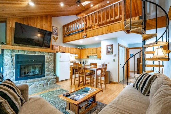 Fireplace, DVD player