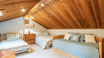 1 bedroom, WiFi (free), bed sheets