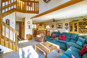 TV, peis og DVD-spiller