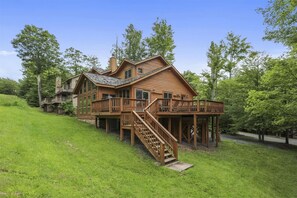 Exterior - Tuscarora - Air Conditioning, Hot Tub, Pool Table (Davis)