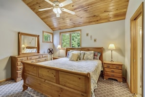 7 bedrooms, free WiFi, bed sheets