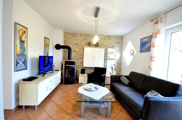 TV, stereo