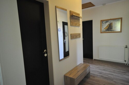 Haus Falke Whg. 4 - Holiday apartment Haus Falke Süderweg 2 Whg. 4