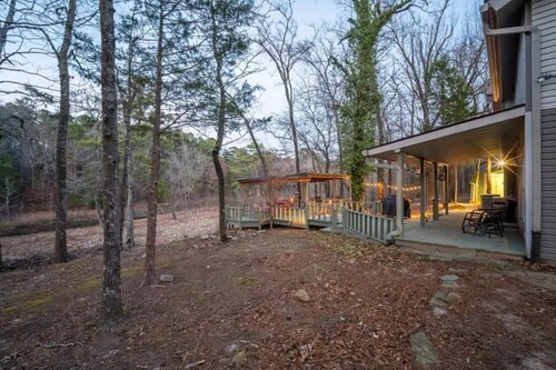 Ouachita National Forest & Kiamichi River Retreat w/ POOL