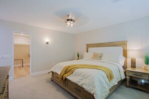 3 bedrooms, WiFi - Remodeled, 3 bedrooms, 2.5 ba, 2 cg, golf course community, close to restaurants (Sun City)