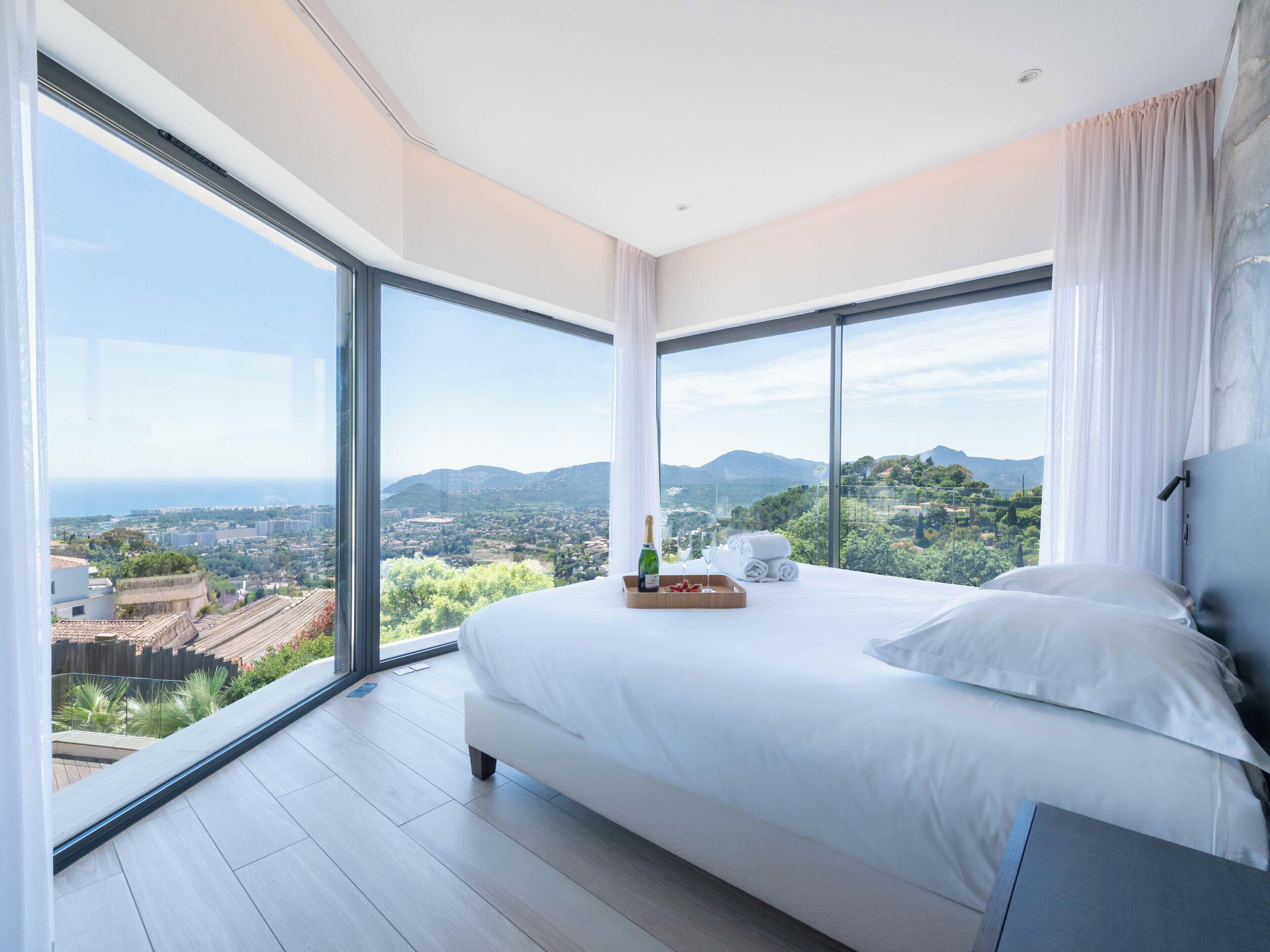 5 Schlafzimmer, Bügeleisen/Bügelbrett, Reisekinderbett, WLAN