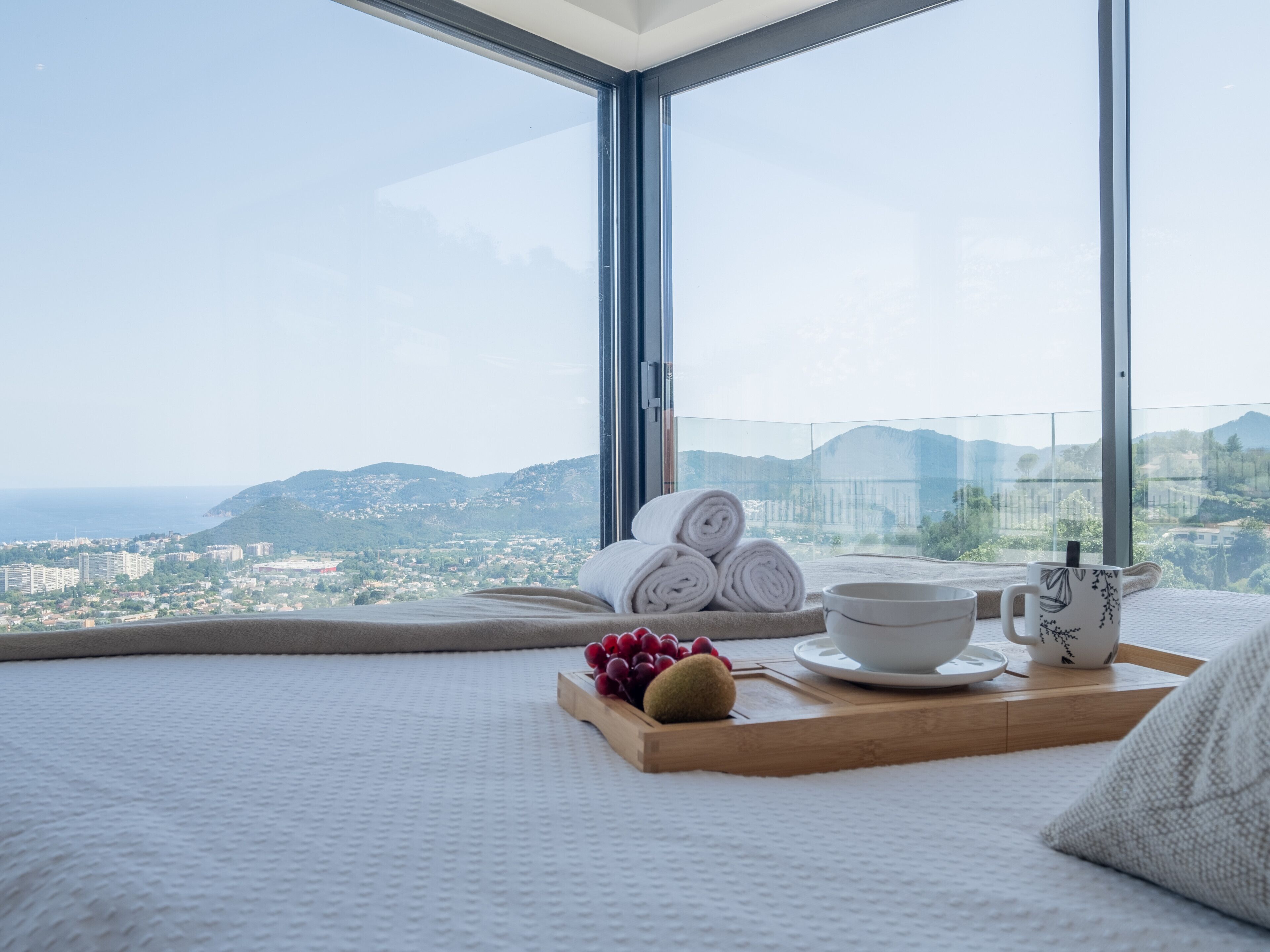 5 chambres, fer et planche à repasser, lit parapluie, Wi-Fi