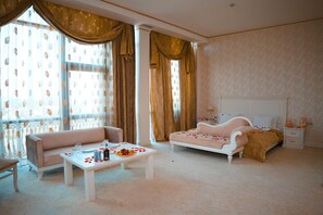 Quarto presidencial | Cozinha privada | Chaleira elétrica